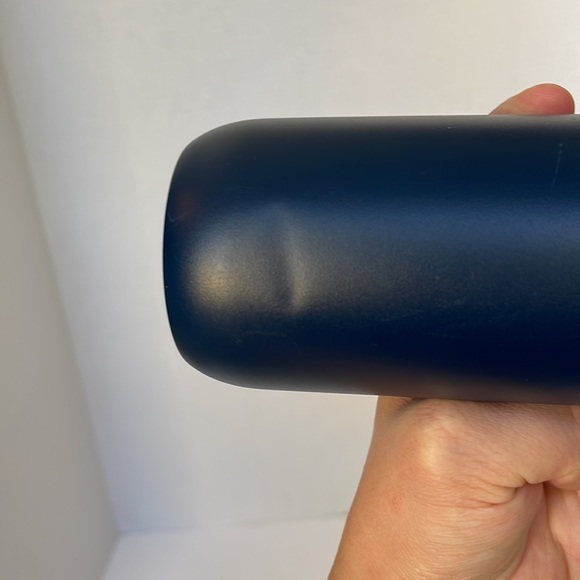 LARQ water bottle - Picture 12 of 12